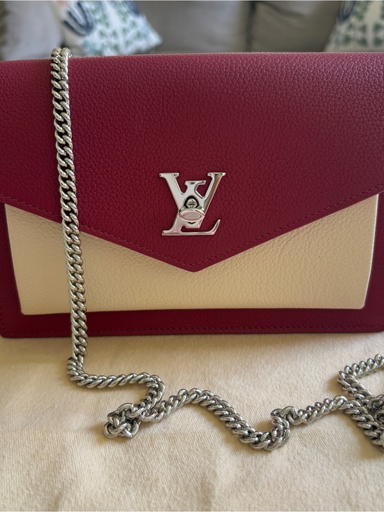 Louis Vuitton Handbags - Louis Vuitton Mylockme Chain Pochette